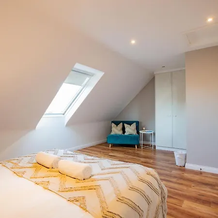 Townhouse In Dockland Ferienhaus *