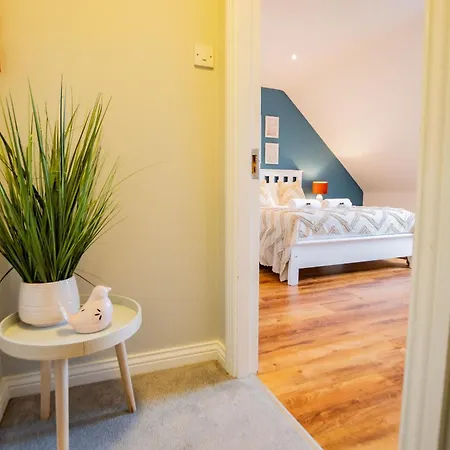 Townhouse In Dockland Ferienhaus Galway