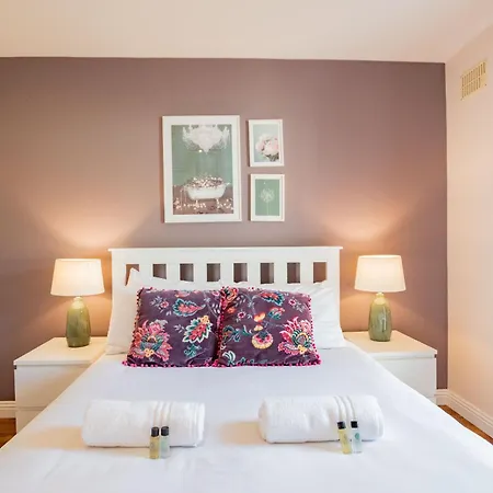 Ferienhaus Townhouse In Dockland Galway